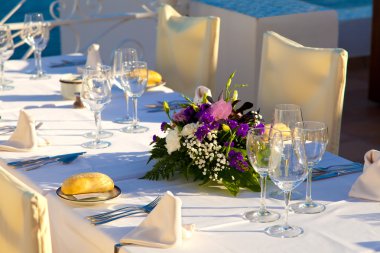 Deniz Manzaralı şık düğün masa