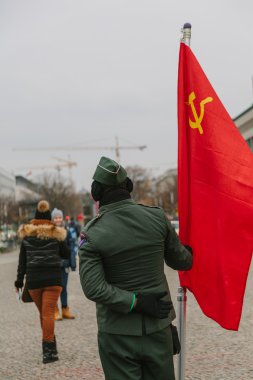 onların hak iddia Amerikan ve Sovyet askeri