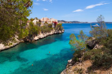 Cala fornells görünümü