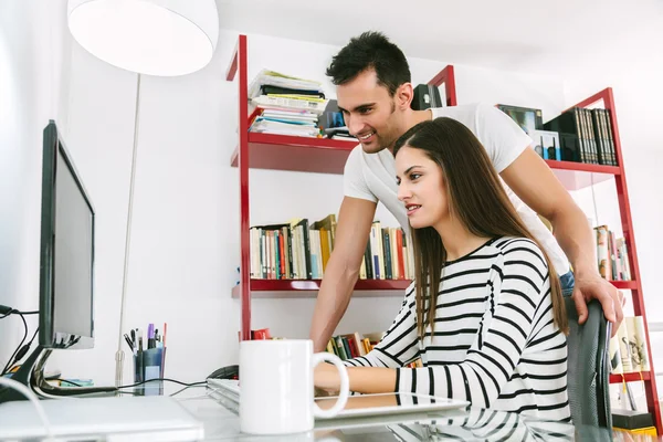 Young Happy Couple Working at Home — Stock Photo, Image