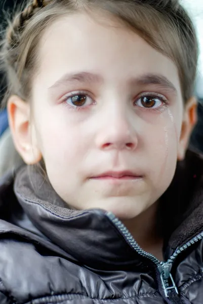 Little girl crying — Stock Photo, Image