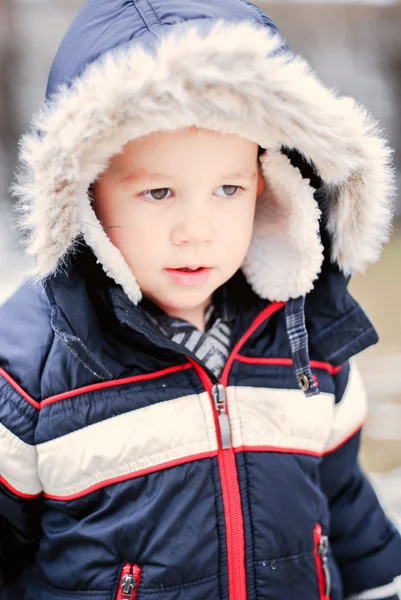Портрет маленького мальчика — стоковое фото