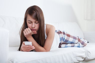 güzel bir kadın ile telefon