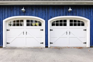 Double garage doors clipart