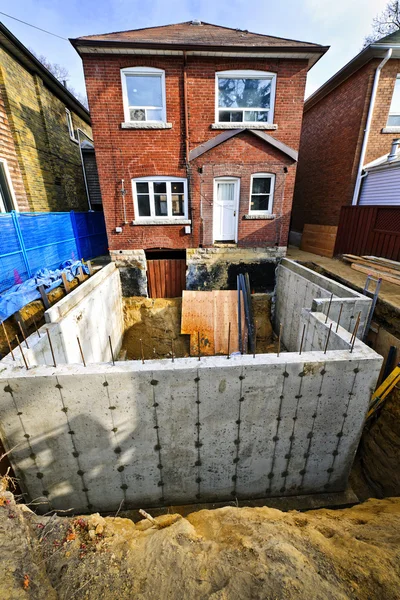 Building addition to home — Stock Photo, Image