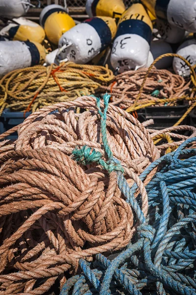 Flutuadores de pesca e corda — Fotografia de Stock