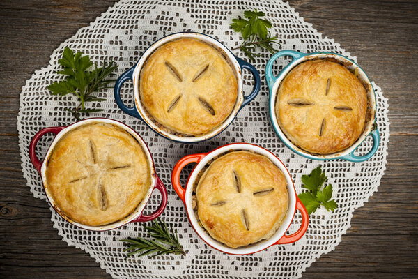 Домашние мясные пироги
