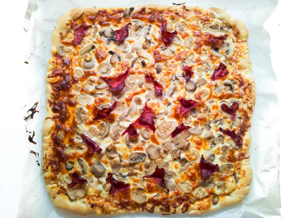 Hausgemachte Pizza — Stockfoto