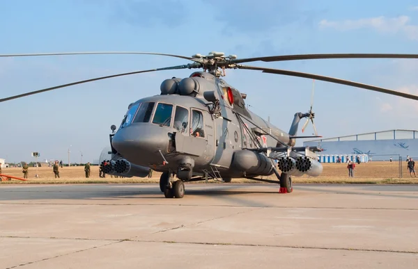 Mi-8amtsh çok amaçlı helikopter — Stok fotoğraf