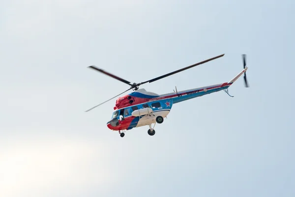 Leichter Hubschrauber mi-2 — Stockfoto