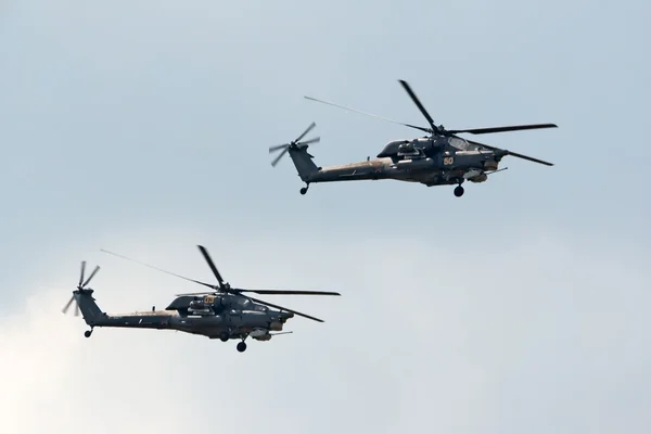 Mi-28n helikoptrar — Stockfoto