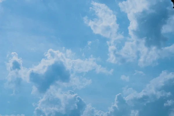 Irresistible Views Blue Sky White Clouds Light Hazy Haze — Stock Fotó