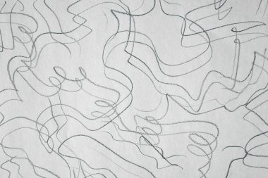 Beyaz kağıt üzerinde çift paralel siyah kalem çizgisi.                               