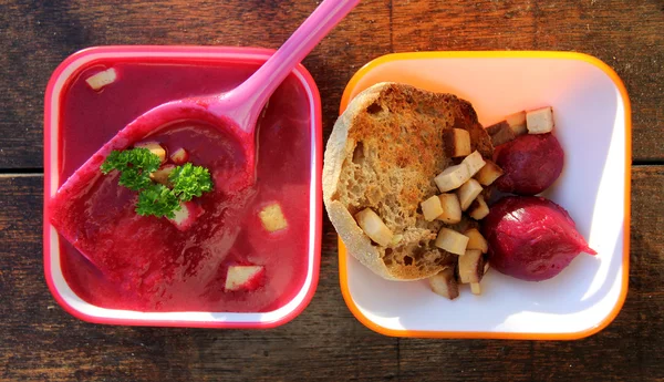 Sopa de beterraba vermelha — Fotografia de Stock