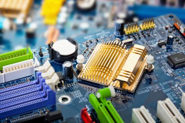 Bilgisayar anakart elektrik bileşenleri