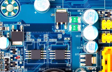 Bilgisayar anakart elektrik bileşenleri