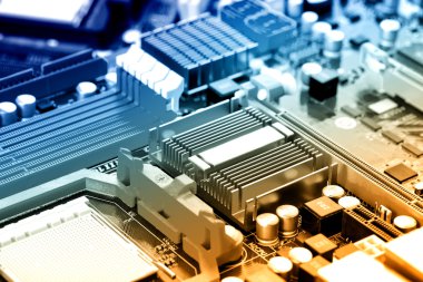 Bilgisayar anakart elektrik bileşenleri