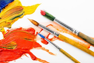 beyaz izole Boya fırçaları