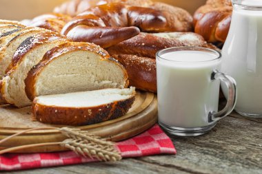 süt ve ekmek