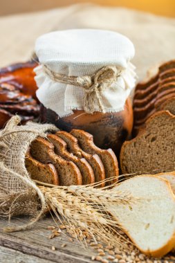 ekmek ve çavdar spikelets