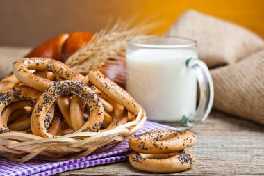 bagels with a mug of milk