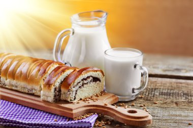 bir şişe süt ekmek