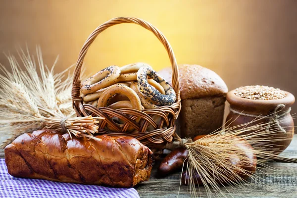 Grain and bread — Stock Photo, Image