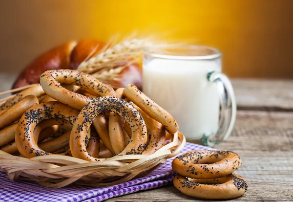 bagels with a mug of milk