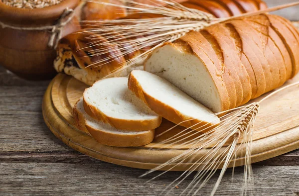 Rozs kenyér és a rozs fül — Stock Fotó