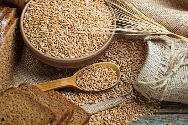 ekmek ve çavdar spikelets