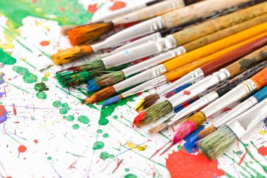 boya ve fırça kompozisyon