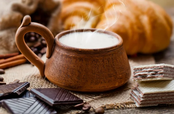 Zwarte koffie — Stockfoto