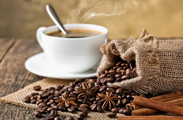 Zwarte koffie — Stockfoto