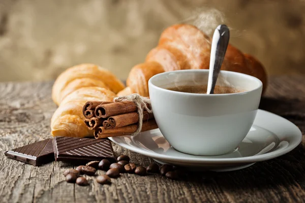 Zwarte koffie — Stockfoto