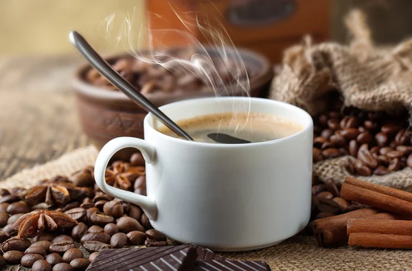 Zwarte koffie — Stockfoto