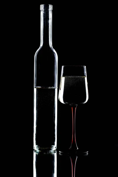 Bicchieri Vino Sfondo Nero — Foto Stock