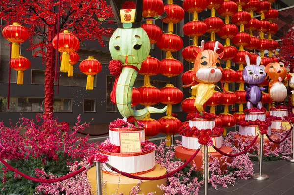Big Snake Lantern, una decoración durante el año nuevo chino 2013 — Foto de Stock