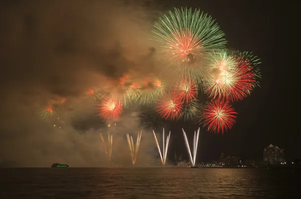 Beautiful Fireworks in the Dark Sky — Stock Photo, Image