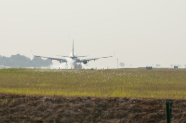 Uçak Touch aşağı