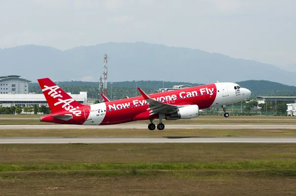 Airbus A320 Take Off — Stock Photo, Image