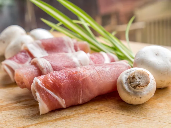 Rad med bacon – stockfoto