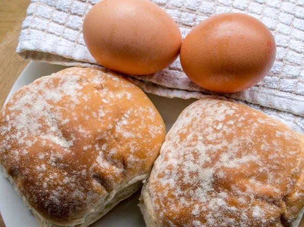 Pan y huevos Imágenes de stock libres de derechos