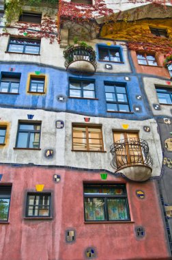 hundertwasser evi