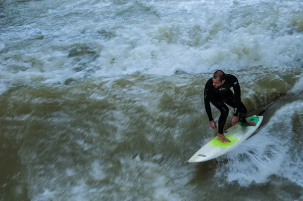 Surfista de Eisbach — Fotografia de Stock