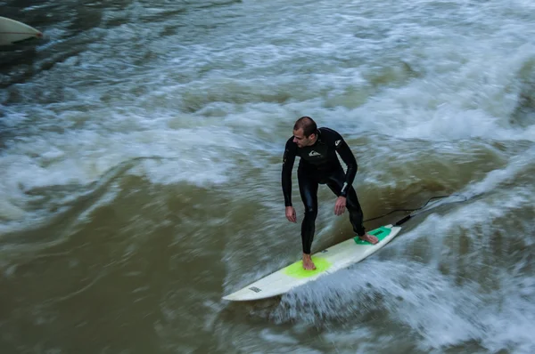 Eisbach Surfer — Stock Photo, Image