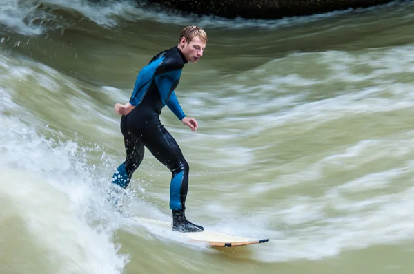 Eisbach surfista — Foto de Stock