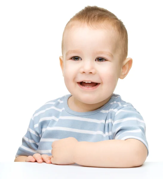 Retrato de un lindo niño alegre Imagen De Stock