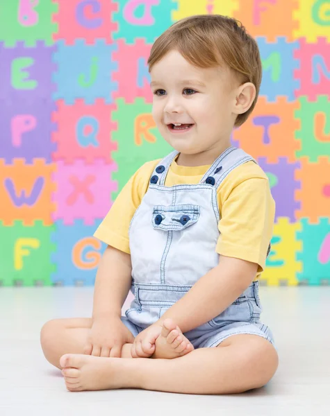 小さな男の子の肖像画 — ストック写真