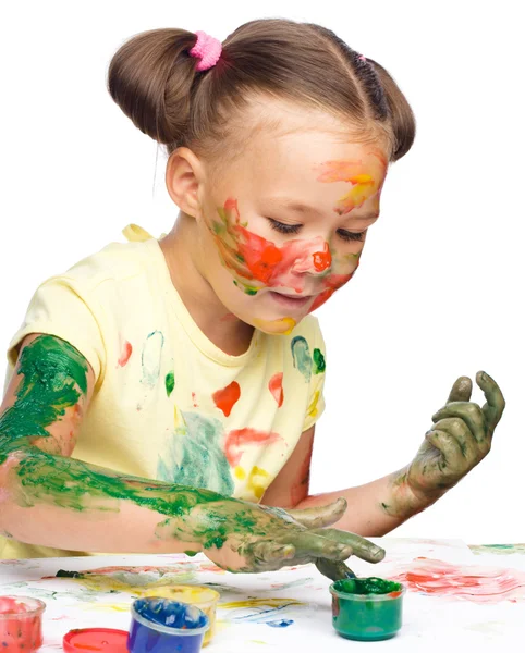 Portret cute girl gry z farby — Zdjęcie stockowe