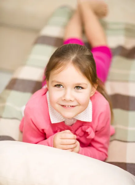 Πορτρέτο ενός μικρού κοριτσιού — Φωτογραφία Αρχείου